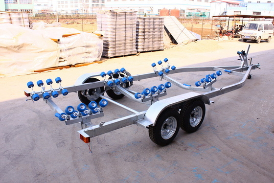 China Hot Dip Galvanized Double SHAFT 8.65m Boat Trailers FRPYS850R supplier